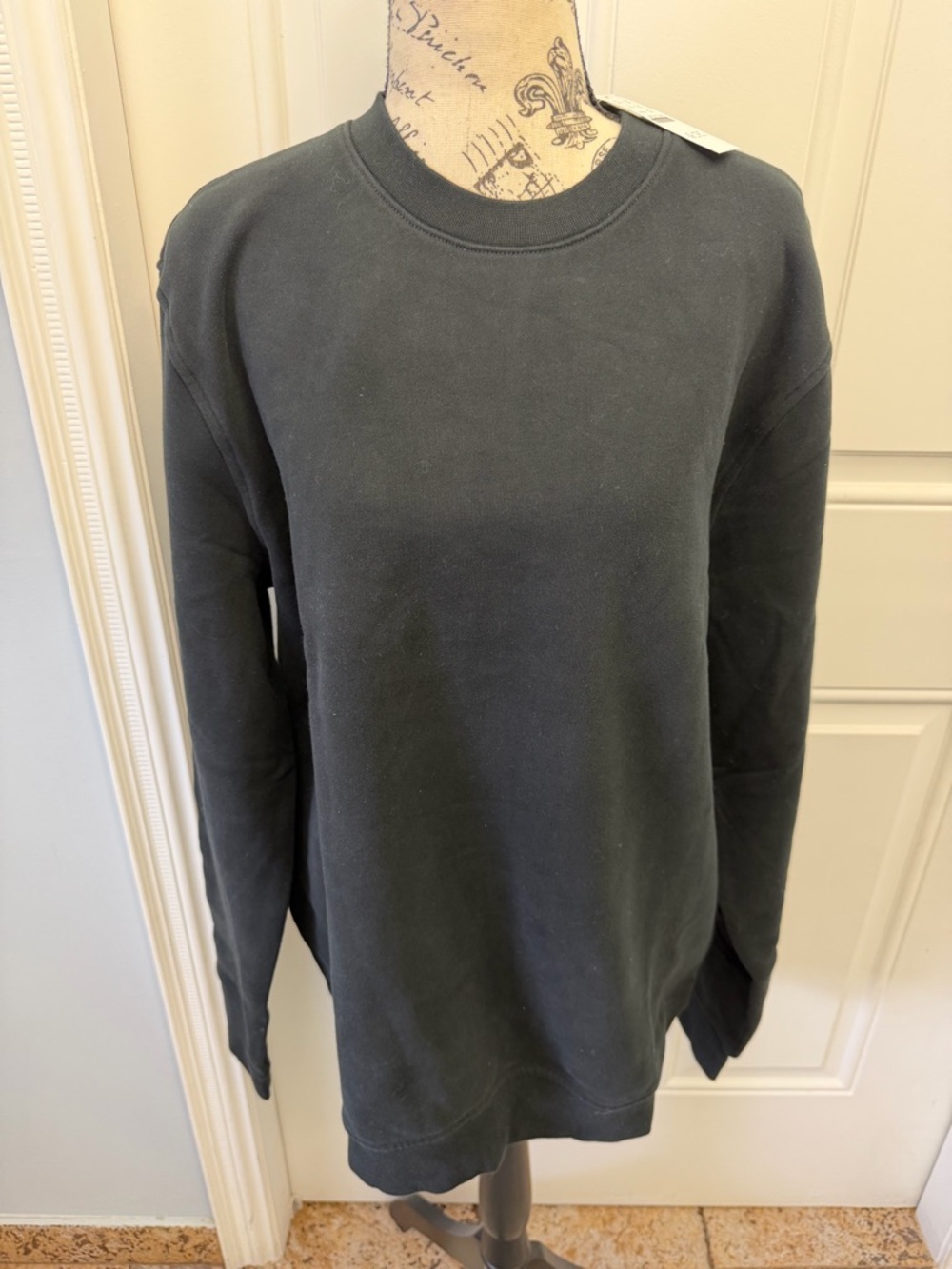 J.Crew Tall Summit 11 oz. soft-knit fleece sweatshirt NWT Size M-T